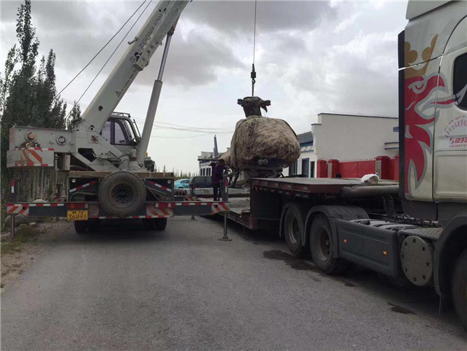 马尾区狭窄场地（如小区、车间）适合用哪种吊车？